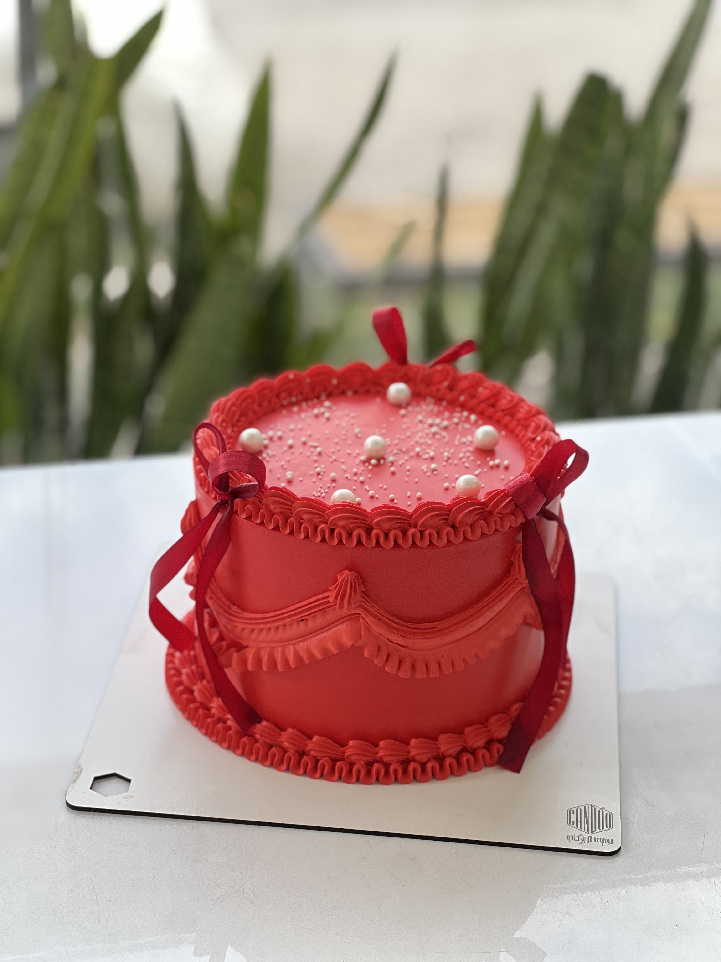کیک تولد قرمز